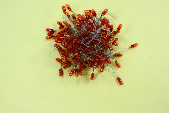 Китай Желтые модельные железнодорожные светильники 3mm 6.5V для дома куклы/зданий Ailroad поставщик