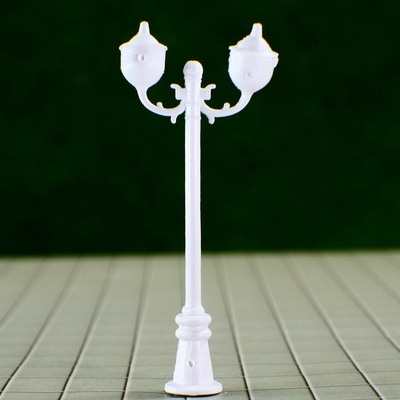 Китай Lamppost масштабной модели сада типа 1:300 2 головной европейский для планов поезда поставщик