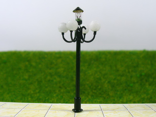 Китай Lamppost модели улицы 3D T51 6V 5cm HO светящий для плана поезда поставщик