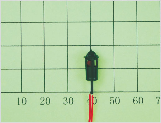 Китай Улицы афиши T1702 Lamppost масштабной модели изготовленной на заказ 6V пластичный на HO железнодорожные планы 1.5cm поставщик